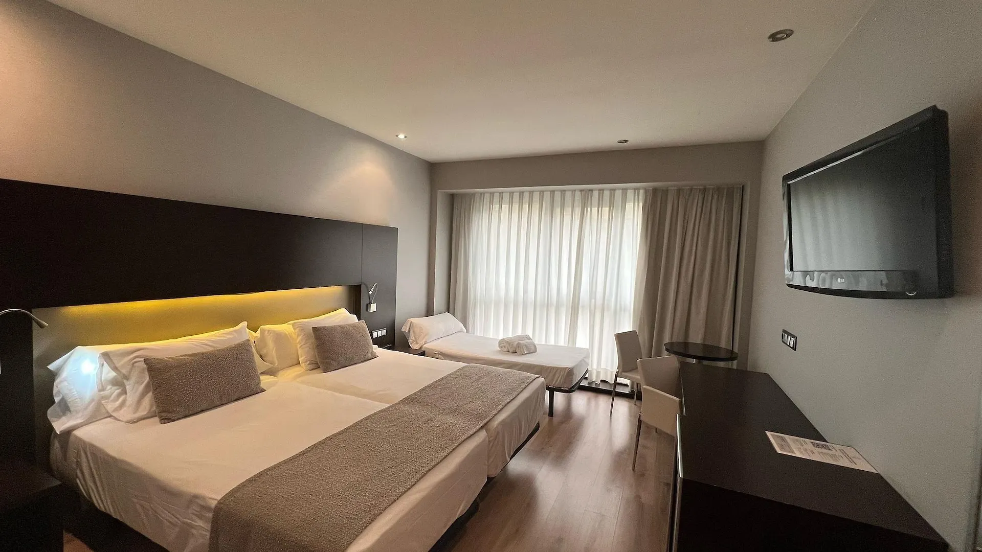 Hotel Tent Granada